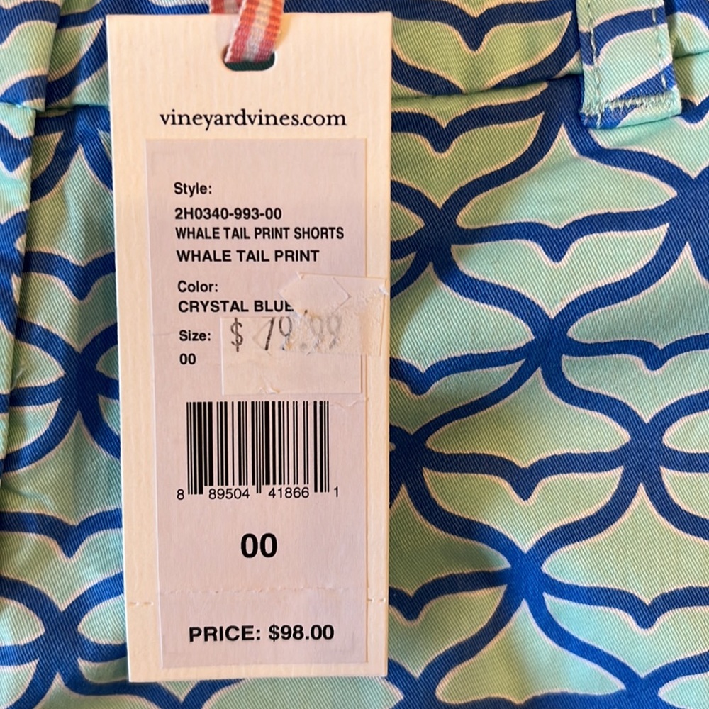 Vineyard Vines Shorts - Picture 7 of 7